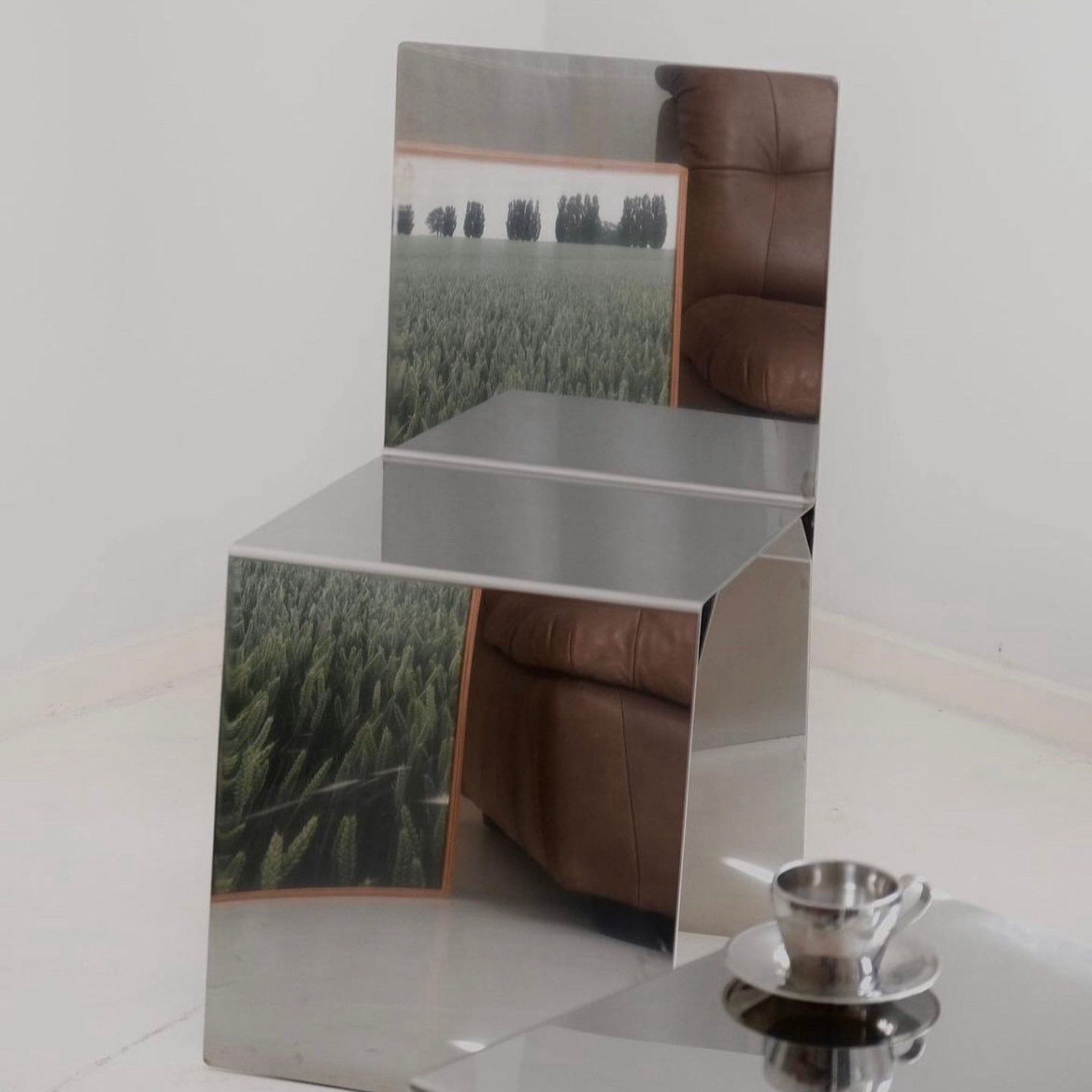 Spiegelpolierte Oberflächen: Der glänzende Trend, der moderne Räume definiert - MO INTERIORS