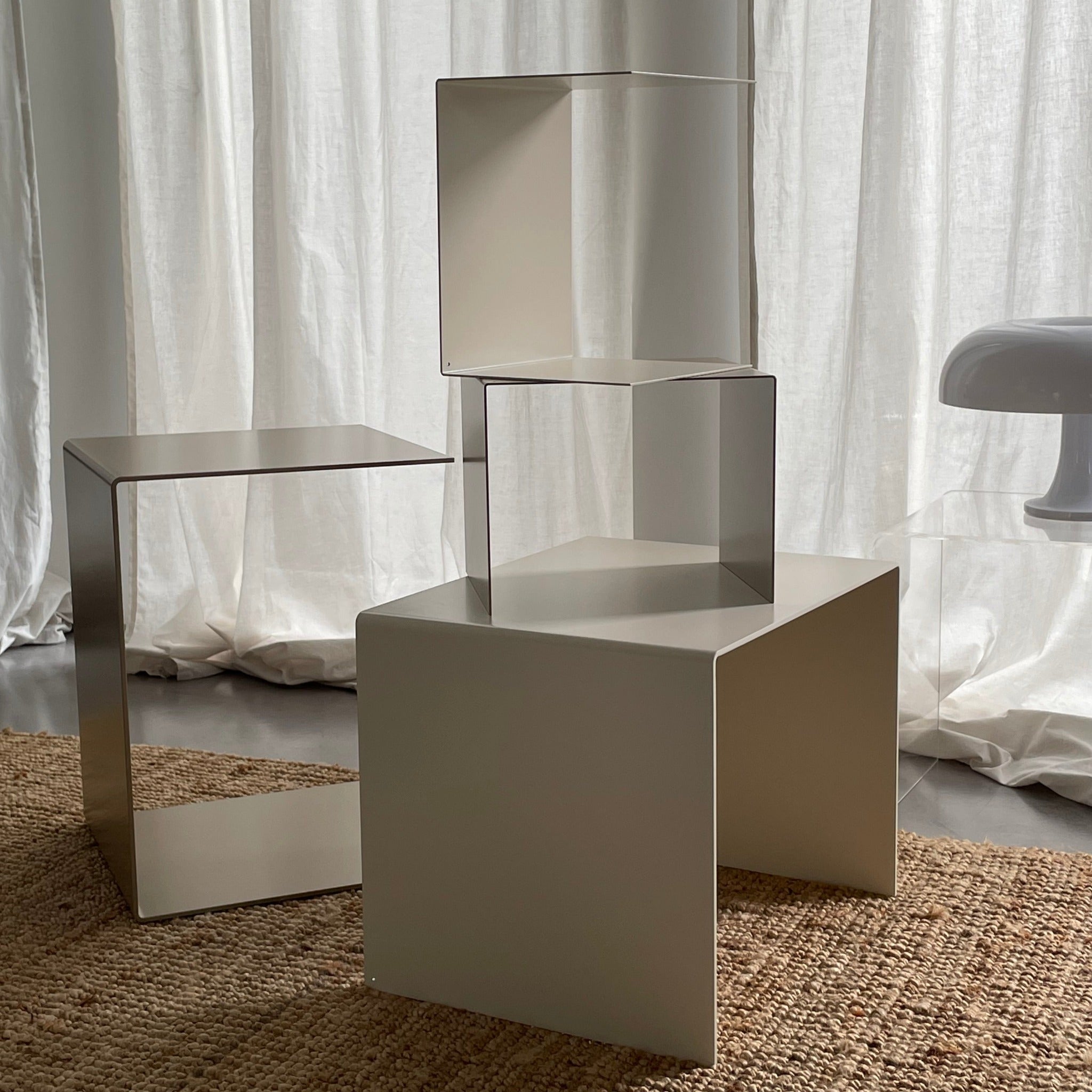 Tipps zur Pflege von Metallmöbeln: Wie du Stahl und Edelstahl optimal pflegst - MO INTERIORS