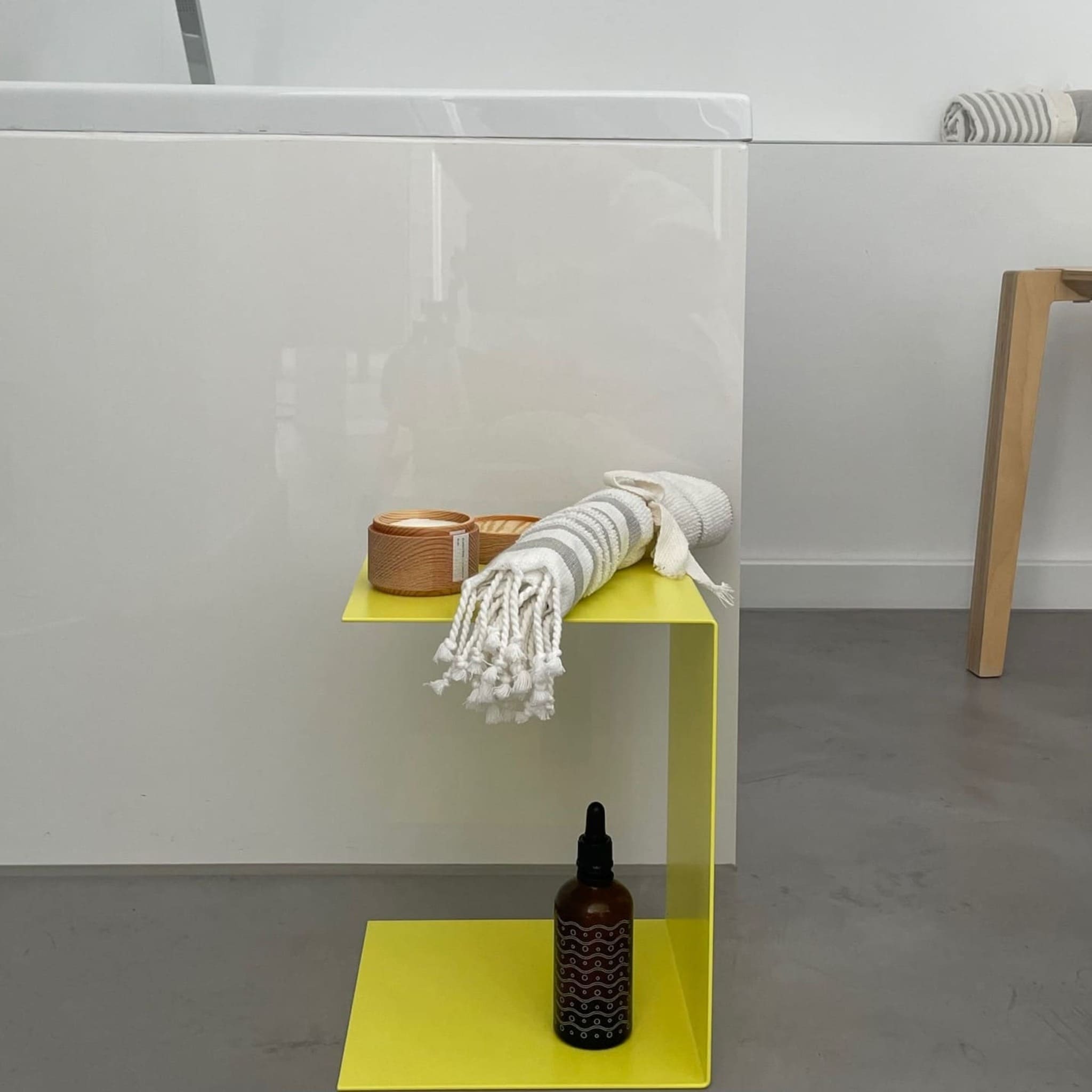 Mini - Podest | Multifunktionaler Beistelltisch Mini C - Beistelltische HSI - MBT - gelb