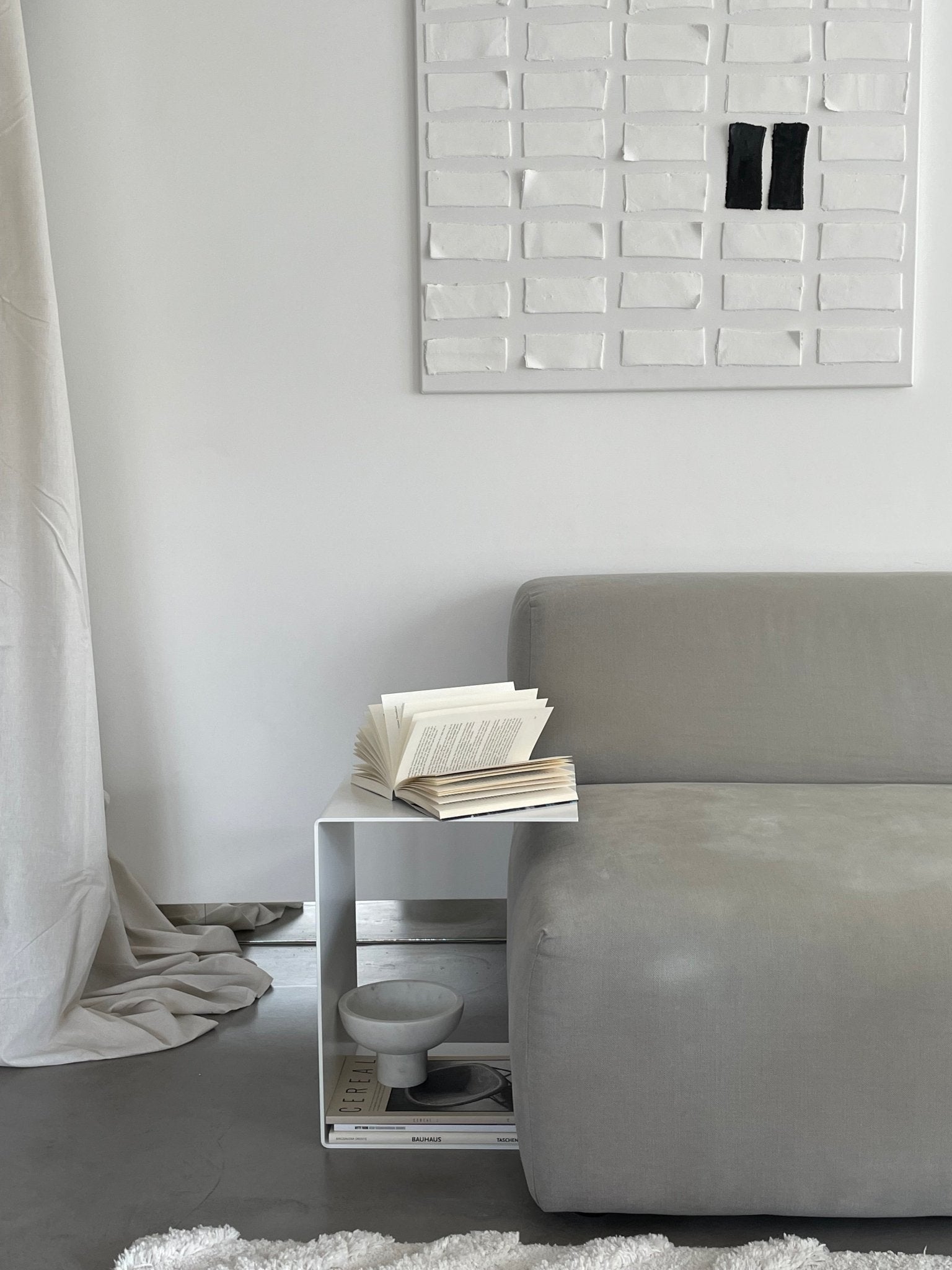 3 Tipps für die Nutzung eines Beistelltisches aus Metall – Minimalismus trifft Funktionalität - MO INTERIORS